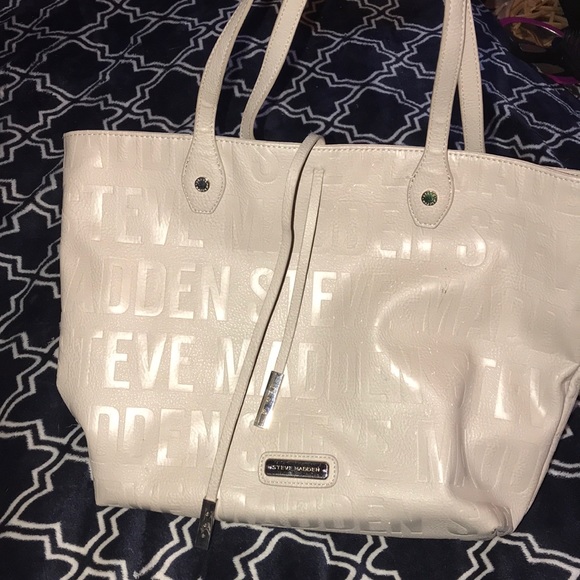 Purse - Picture 2 of 3